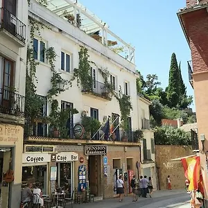 ** Pensión Landazuri España